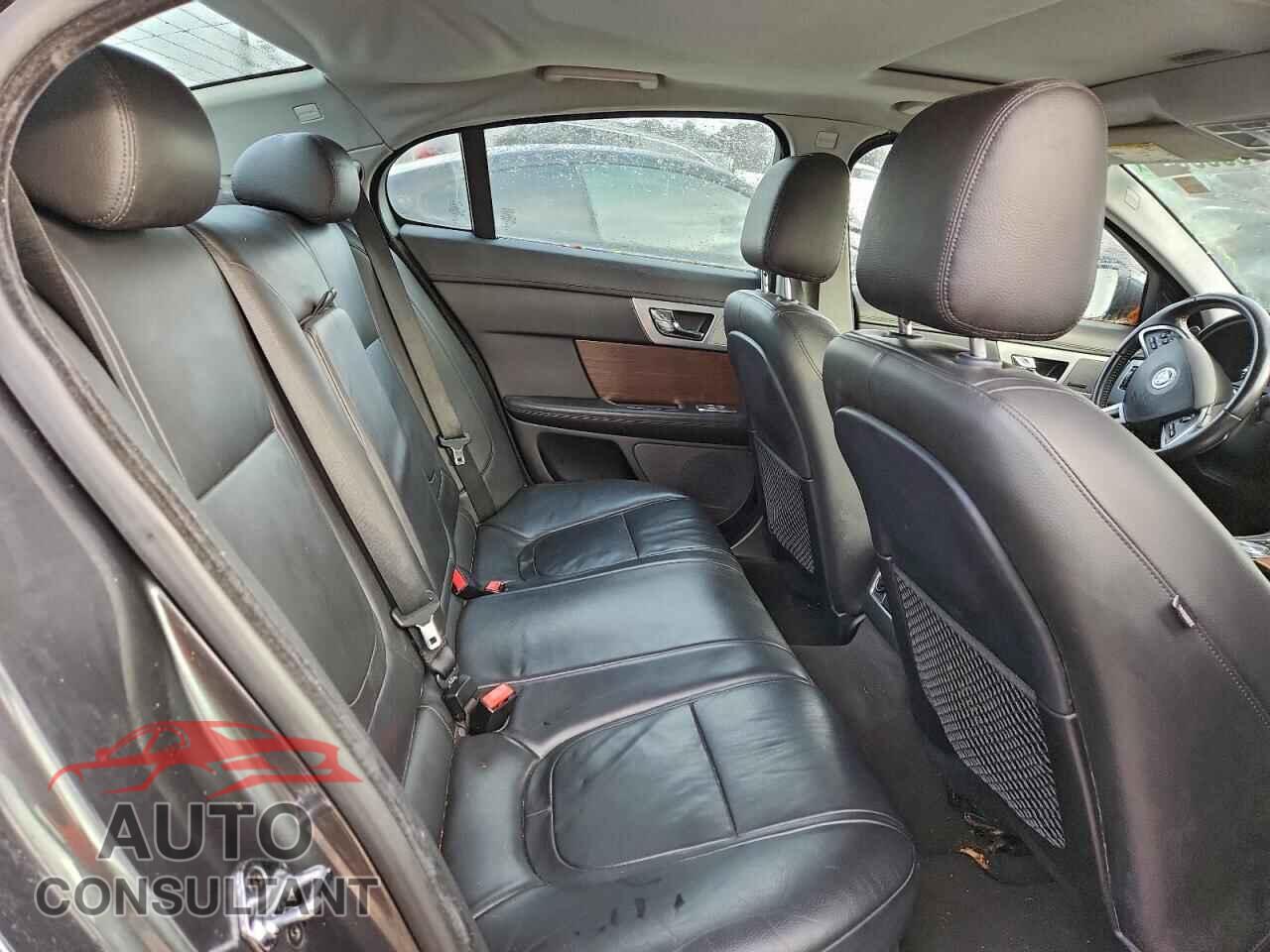 JAGUAR XF 2013 - SAJWJ0EF0D8S79690