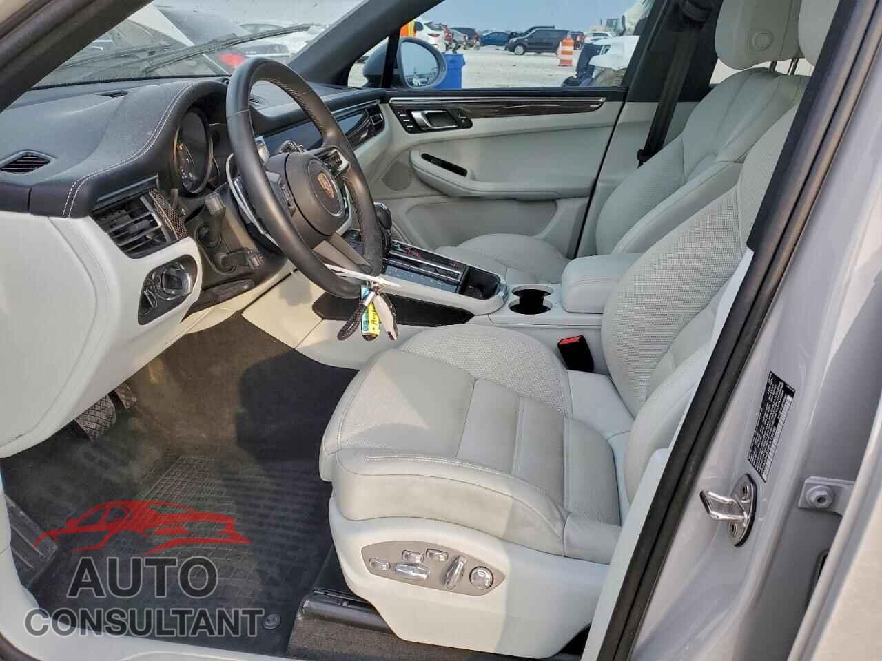PORSCHE MACAN BASE 2024 - WP1AA2A59RLB15598