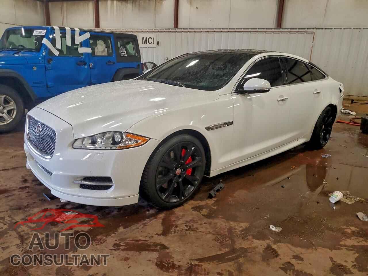 JAGUAR XJ 2015 - SAJWJ1CD4F8V89917