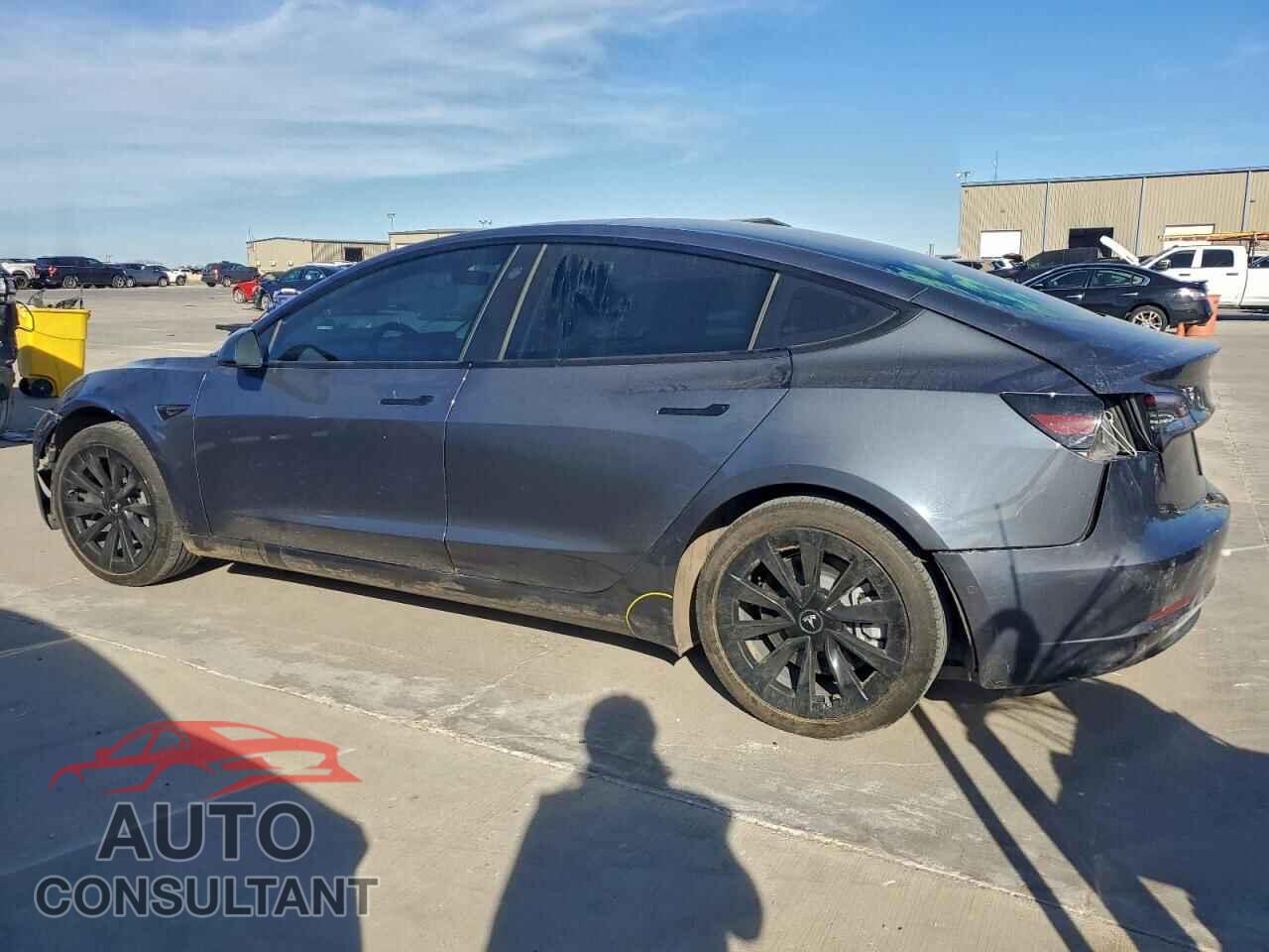 TESLA MODEL 3 2022 - 5YJ3E1EA2NF131154