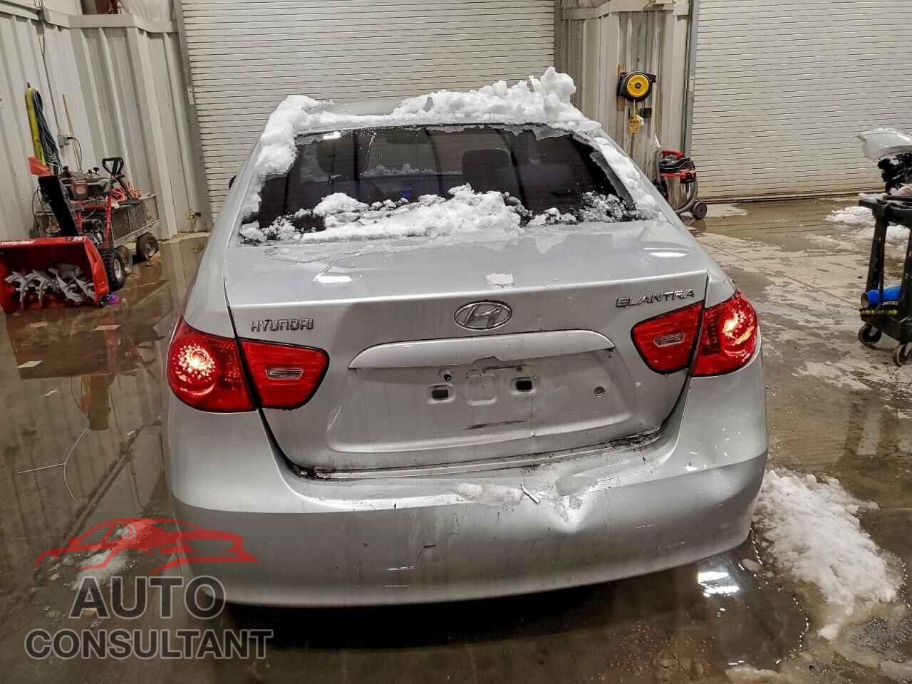 HYUNDAI ELANTRA 2009 - KMHDU46D69U673772
