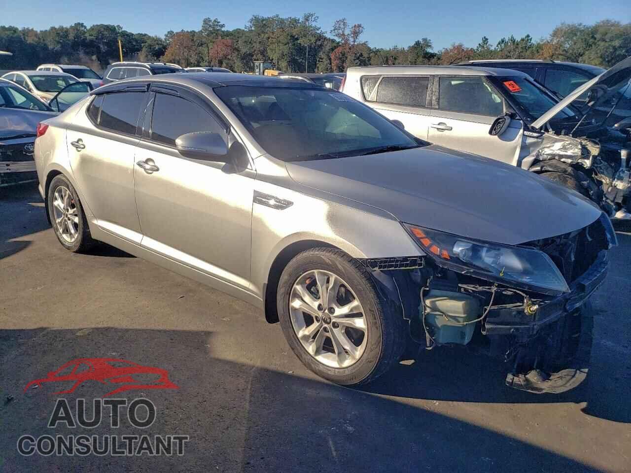KIA OPTIMA 2011 - KNAGN4A77B5085134