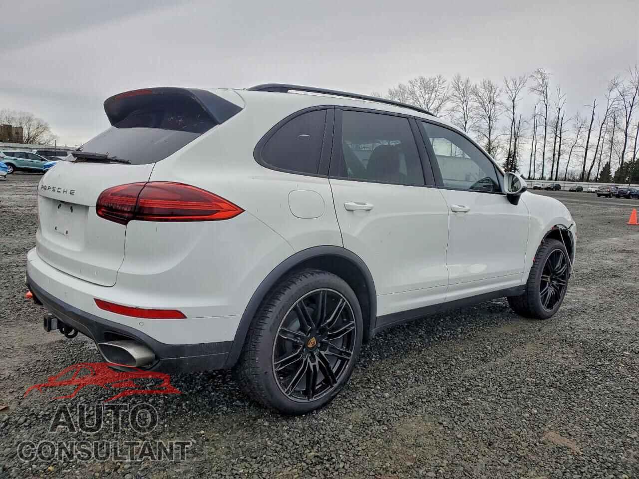 PORSCHE CAYENNE 2015 - WP1AF2A20FLA31401