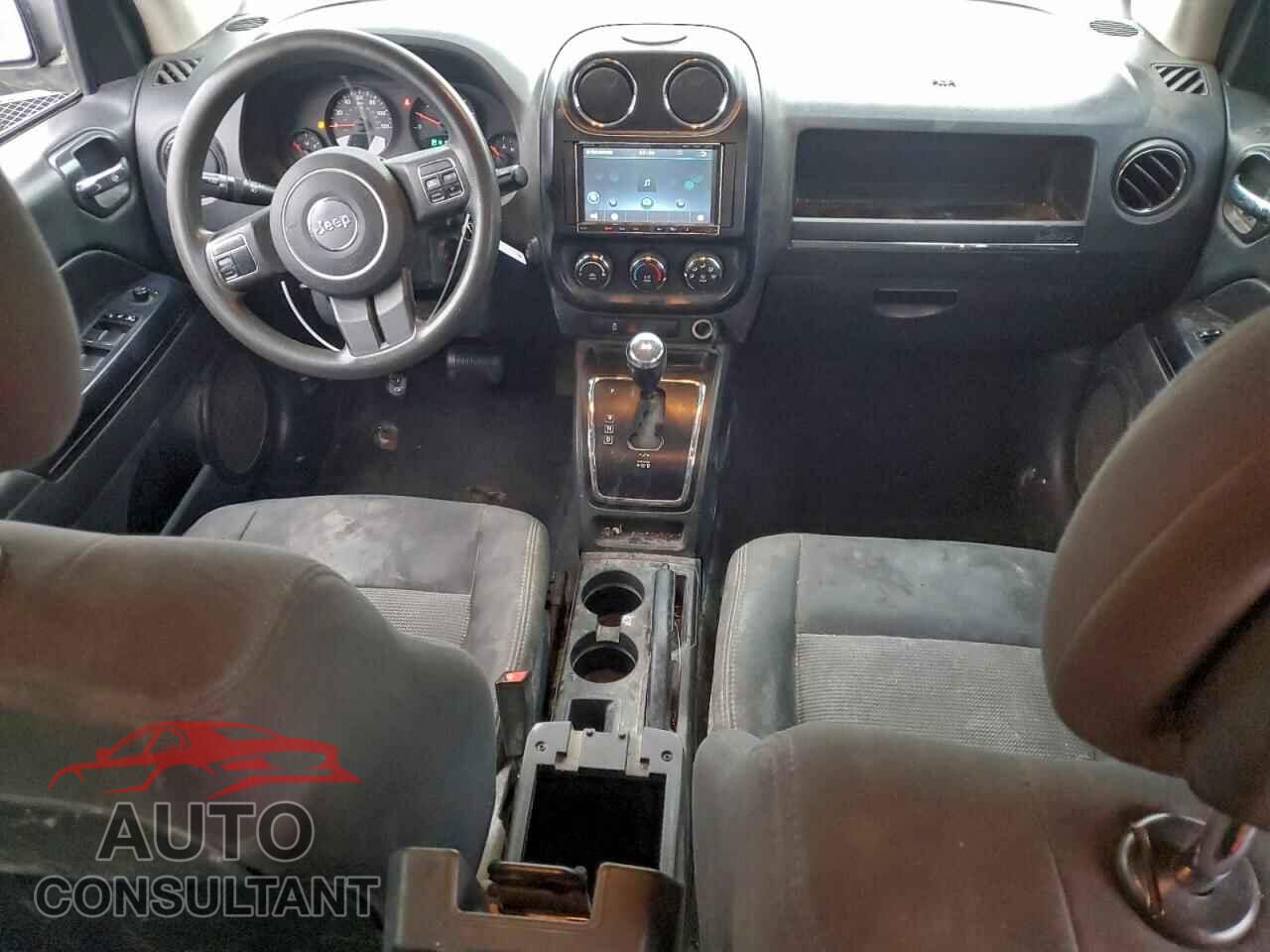 JEEP COMPASS 2012 - 1C4NJCBA8CD618156