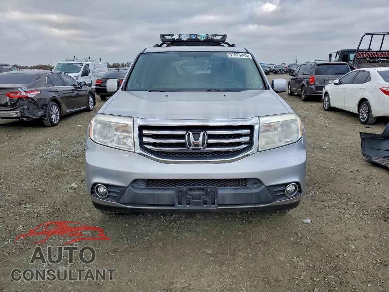 HONDA PILOT 2013 - 5FNYF3H45DB022366
