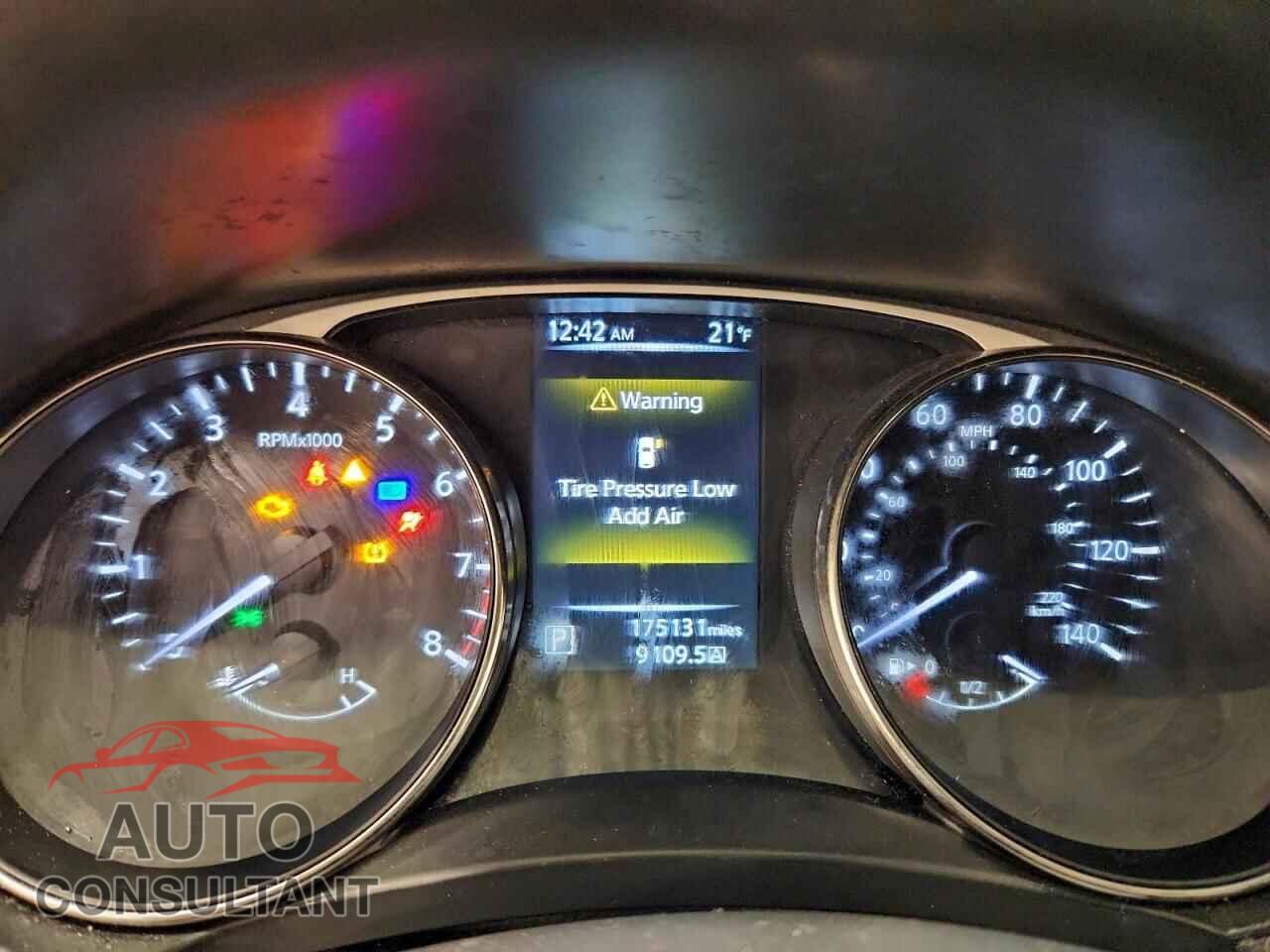 NISSAN ROGUE 2015 - KNMAT2MV2FP574936