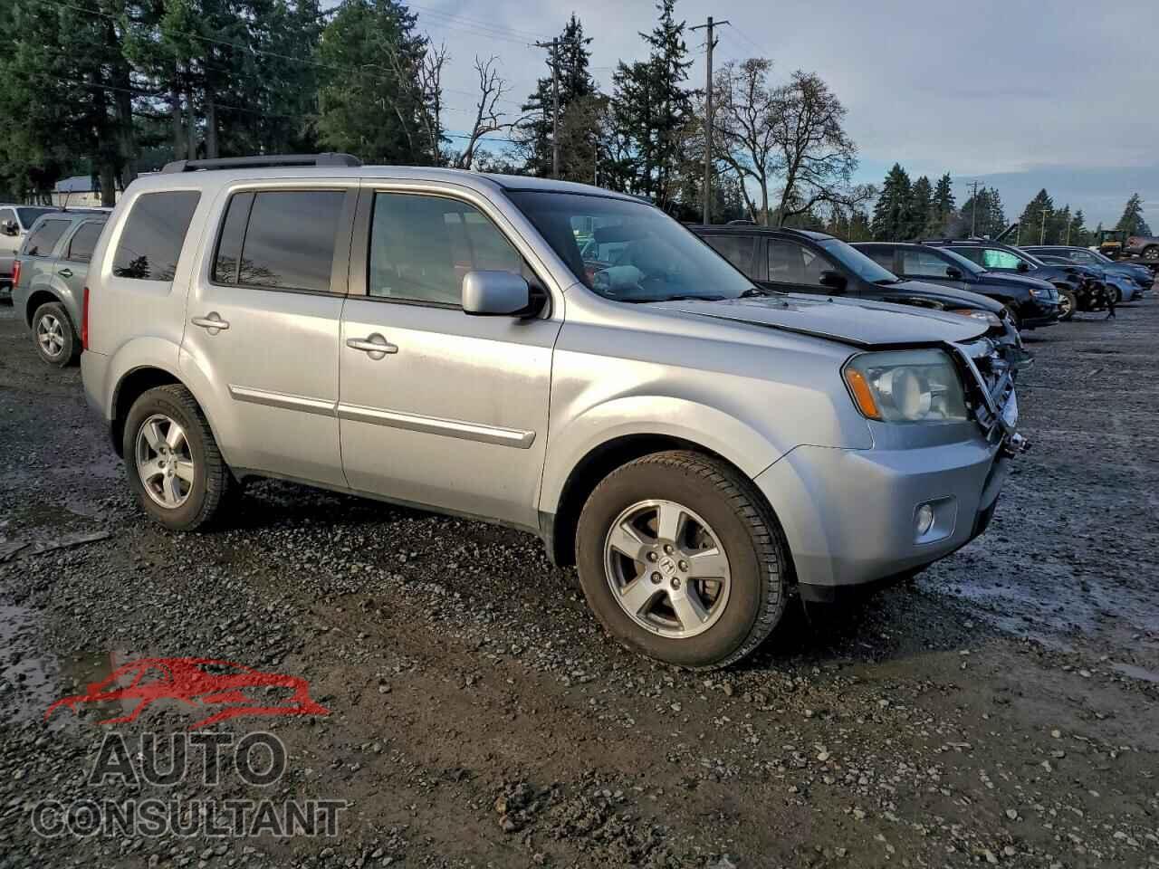 HONDA PILOT 2011 - 5FNYF4H57BB060998