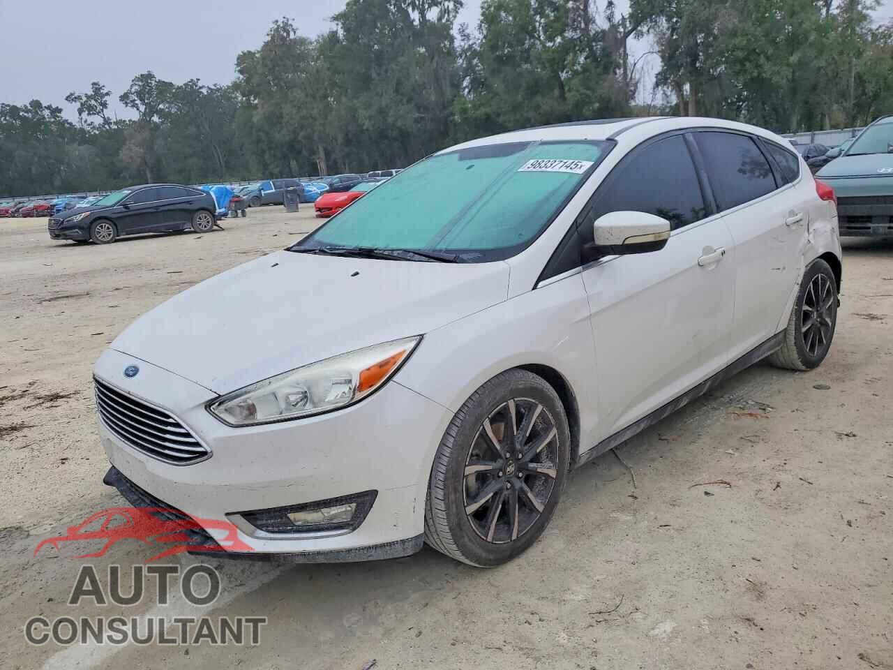 FORD FOCUS 2017 - 1FADP3N2XHL264254