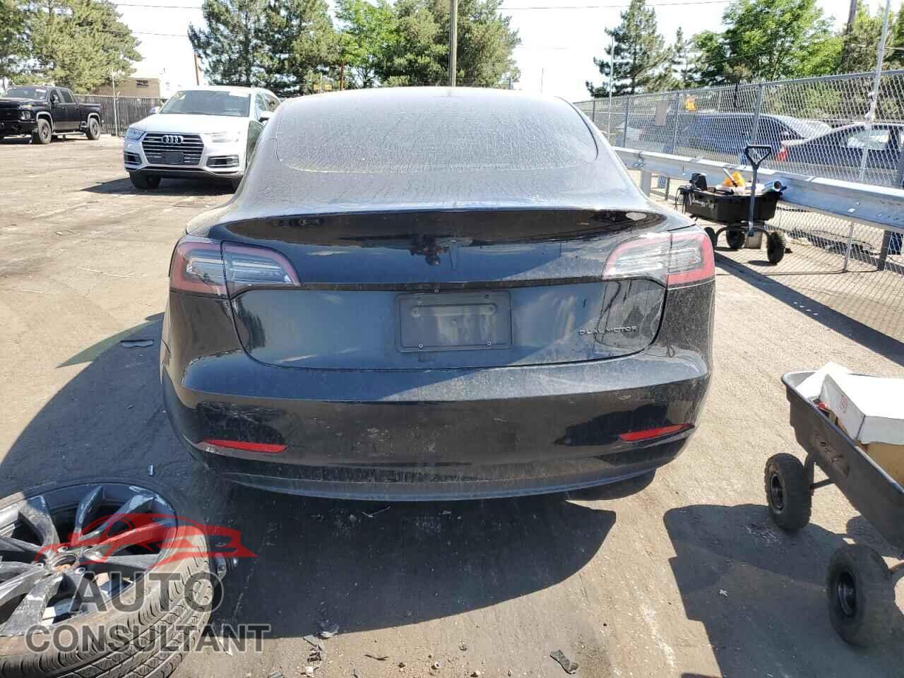 TESLA MODEL 3 2019 - 5YJ3E1EB5KF388930