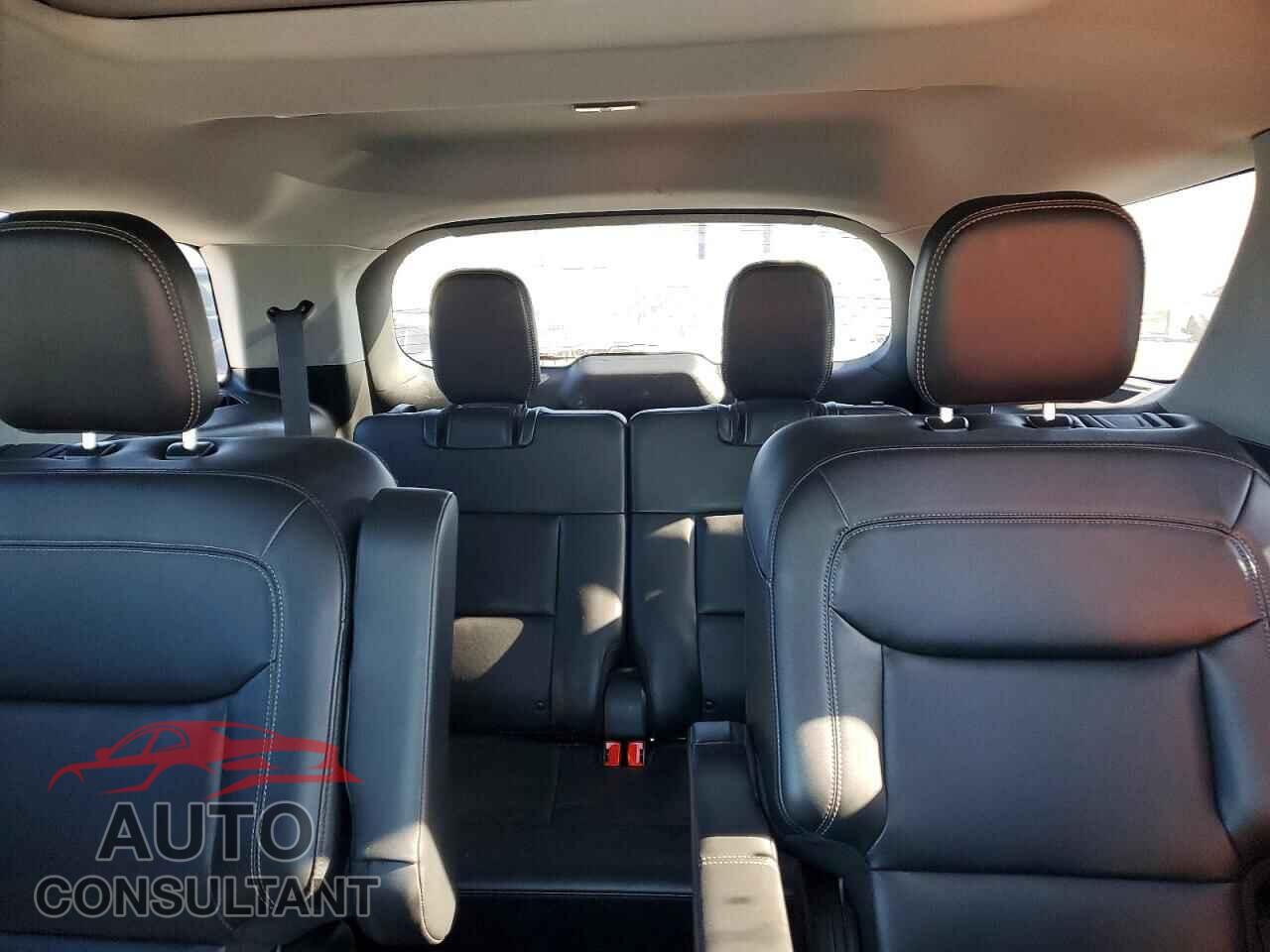 FORD EXPLORER 2023 - 1FMSK7DH5PGB44524