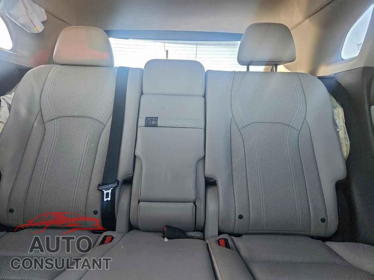 LEXUS RX350 2017 - 2T2ZZMCA6HC085268