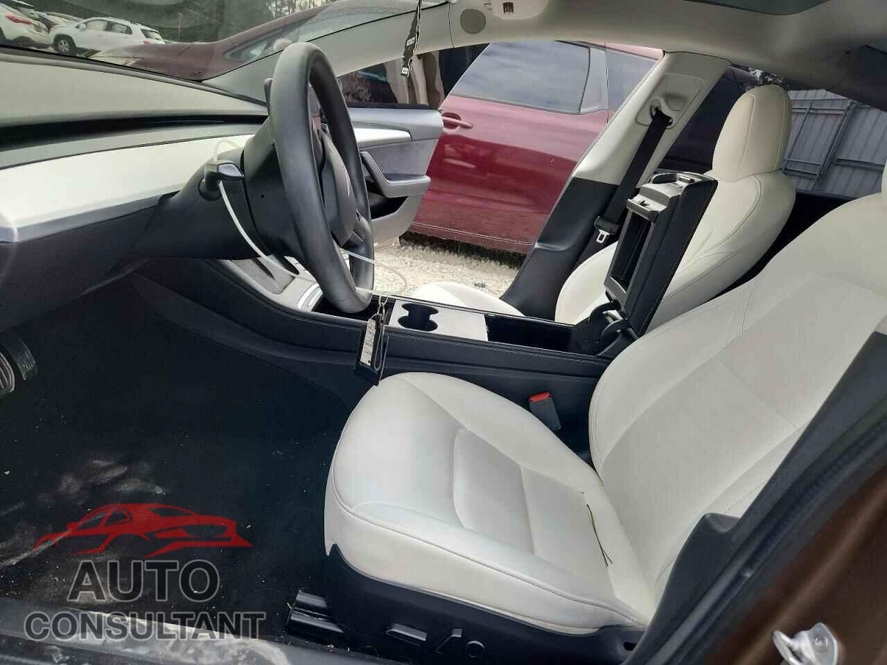 TESLA MODEL 3 2021 - 5YJ3E1EA4MF083252