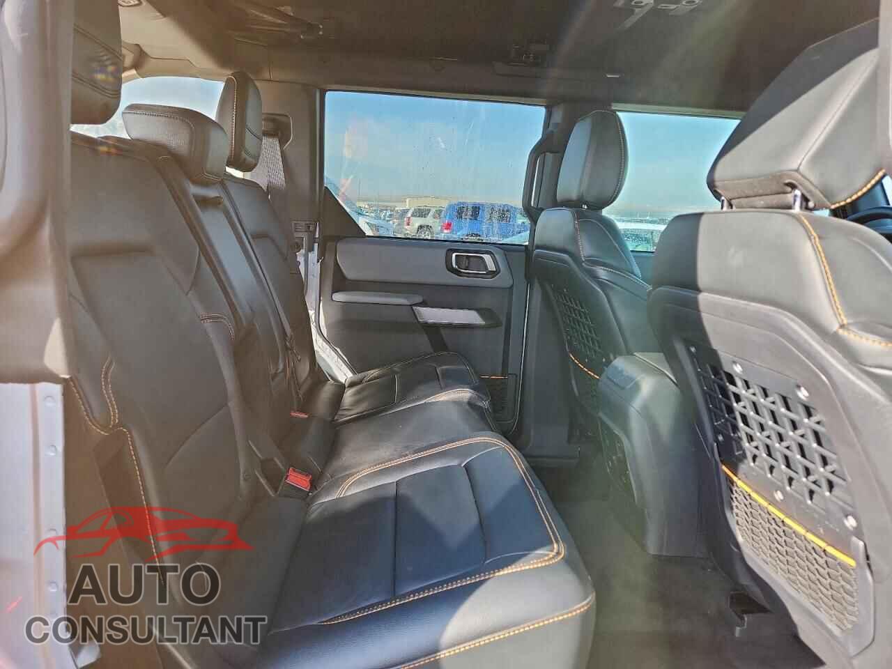 FORD BRONCO 2023 - 1FMEE5DP5PLB03933