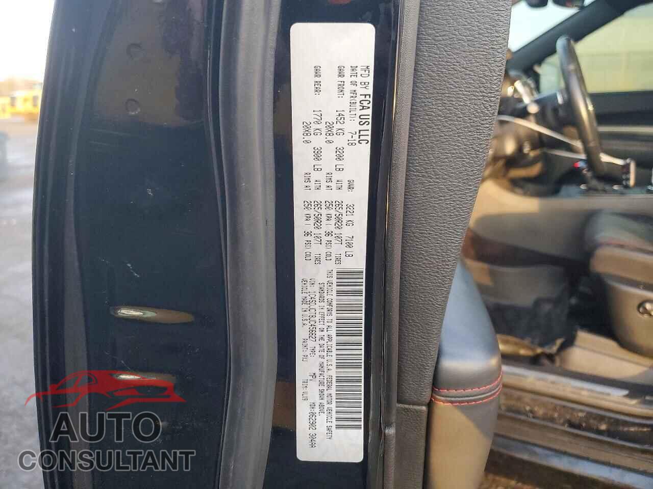 DODGE DURANGO 2018 - 1C4SDJCT8JC456627