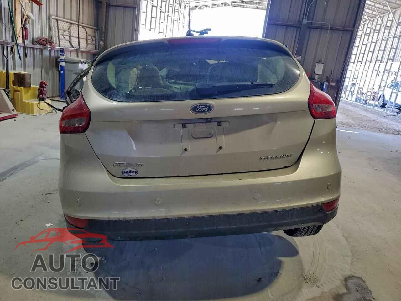 FORD FOCUS 2018 - 1FADP3N28JL323808