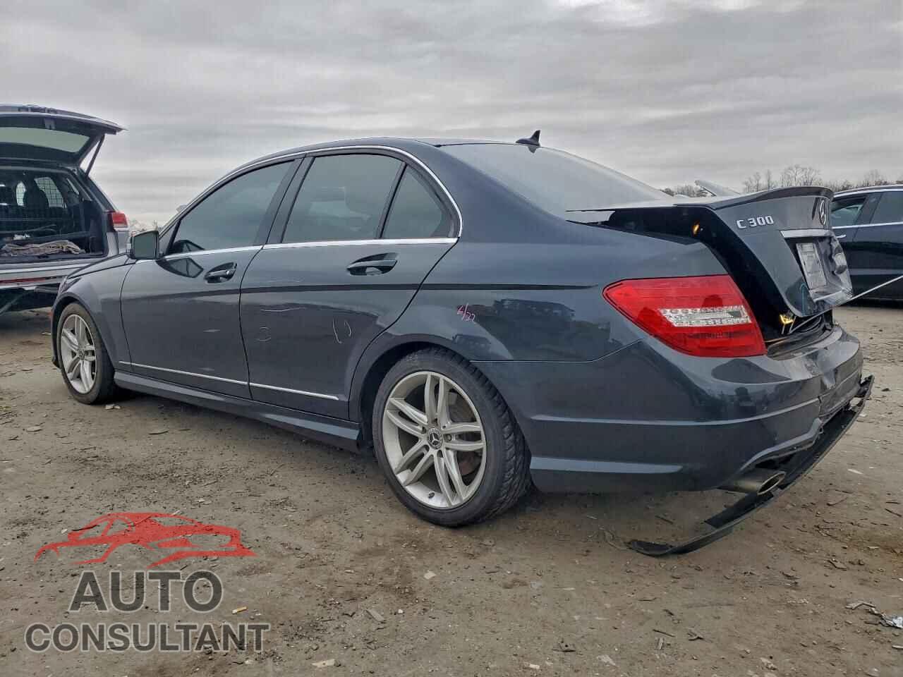 MERCEDES-BENZ C-CLASS 2012 - WDDGF8BB7CF909516