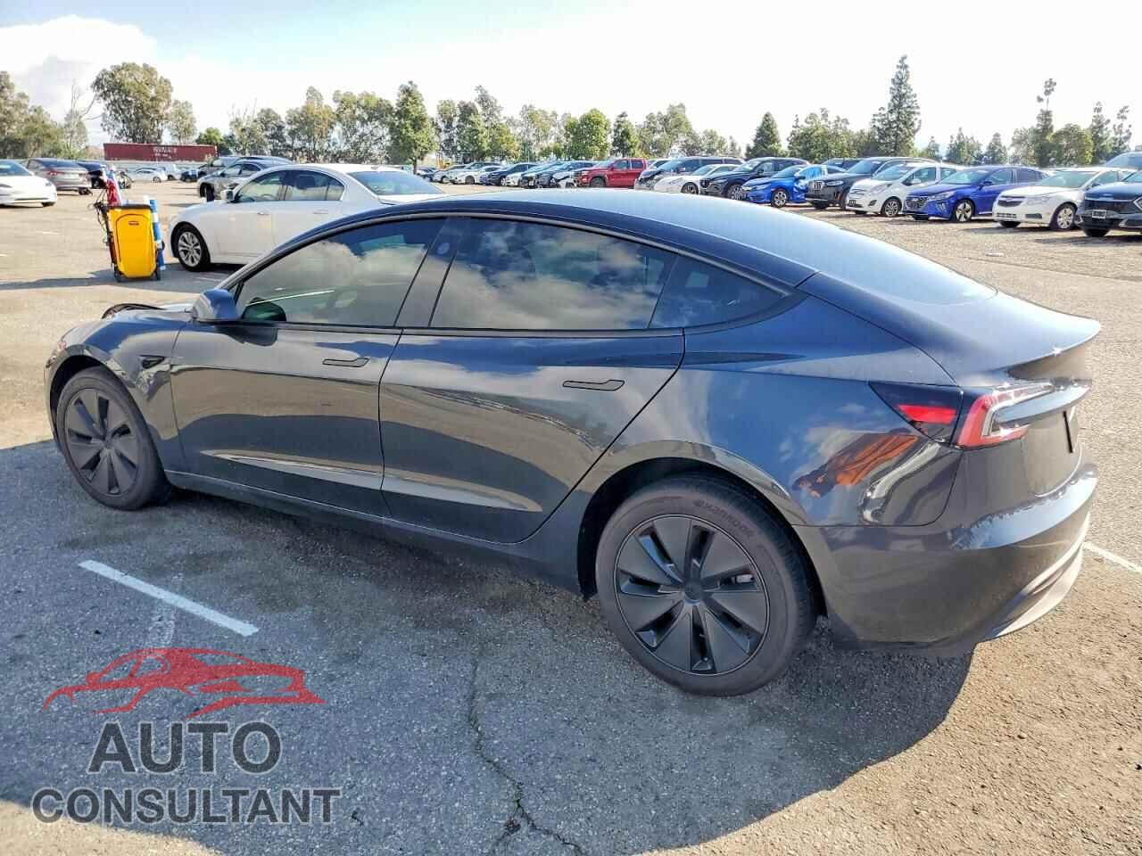 TESLA MODEL 3 2025 - 5YJ3E1EA9SF051412