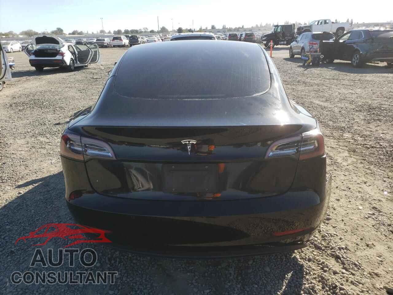 TESLA MODEL 3 2019 - 5YJ3E1EA1KF325122