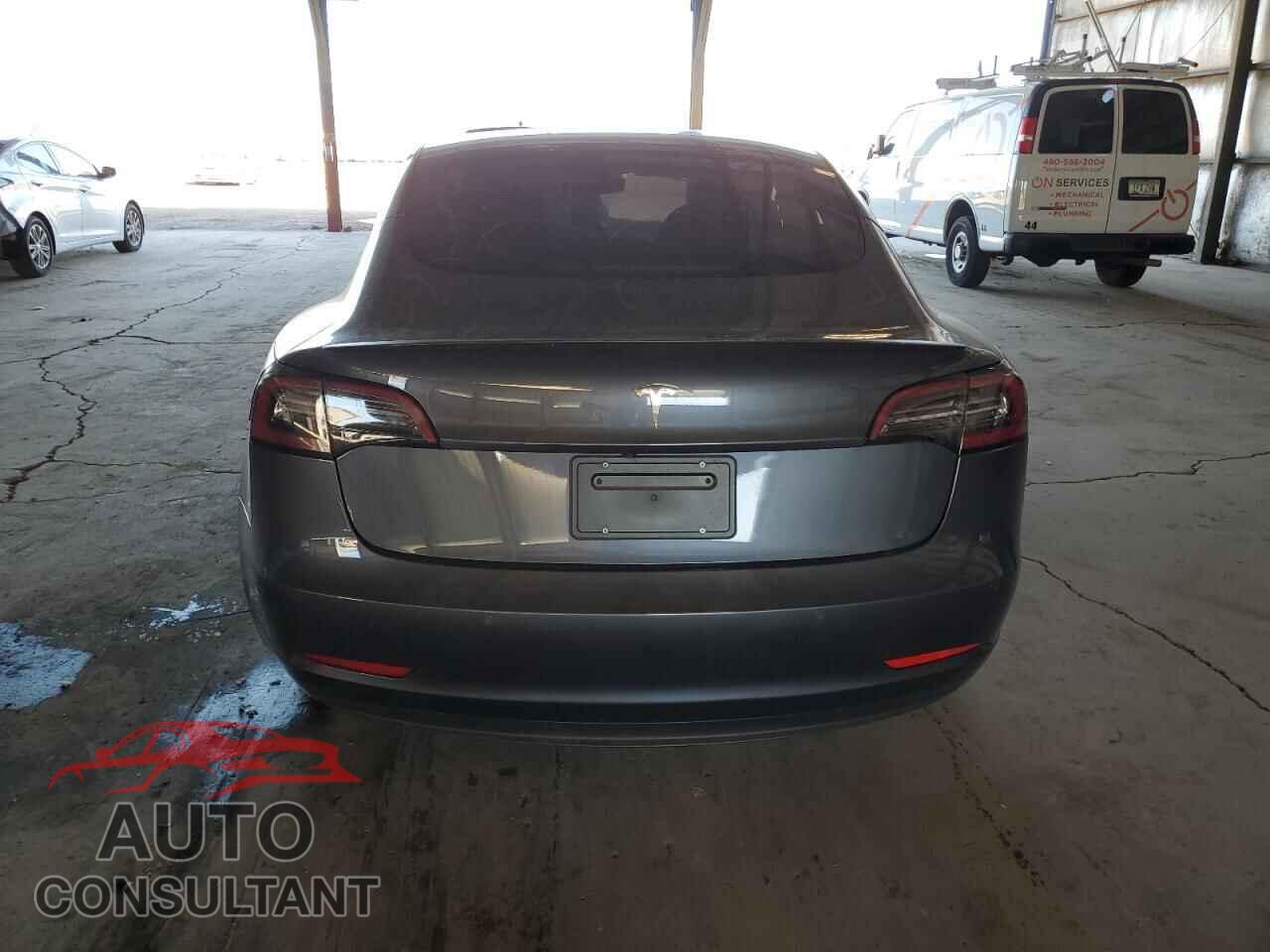 TESLA MODEL 3 2018 - 5YJ3E1EA3JF035642
