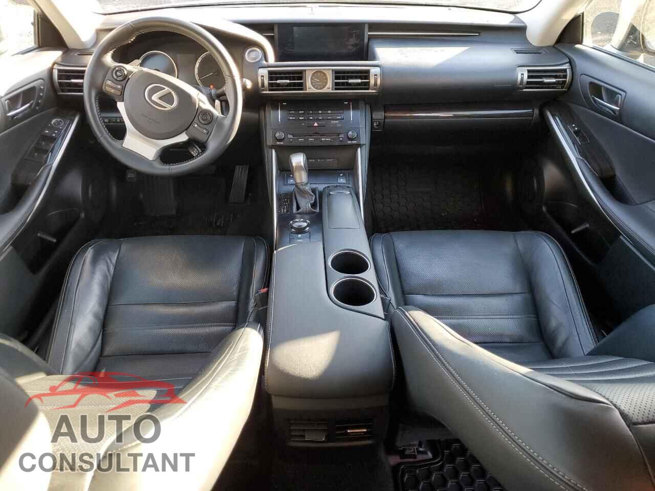 LEXUS IS 2014 - JTHCE1D29E5002600