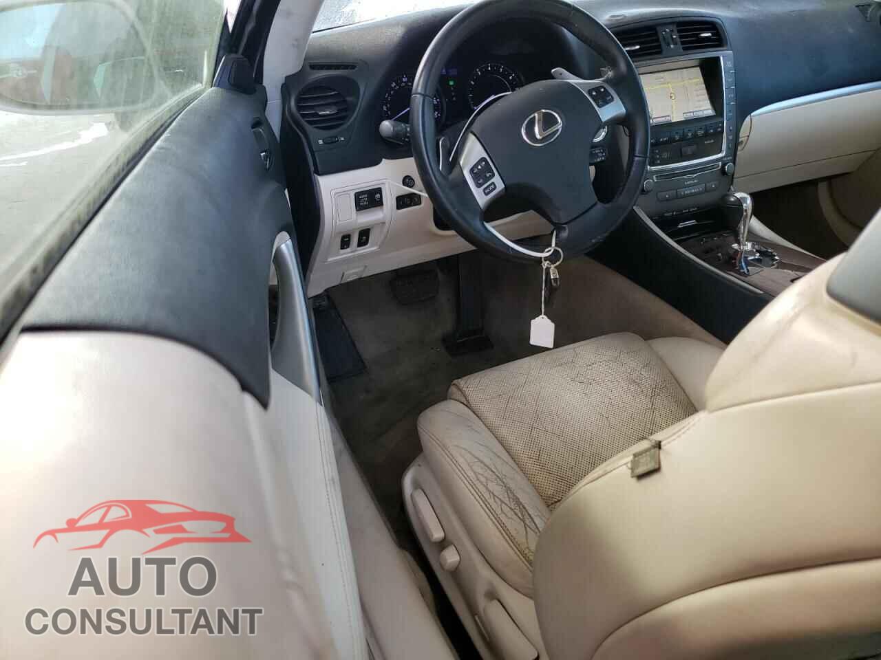 LEXUS IS 2015 - JTHFF2C26F2532964