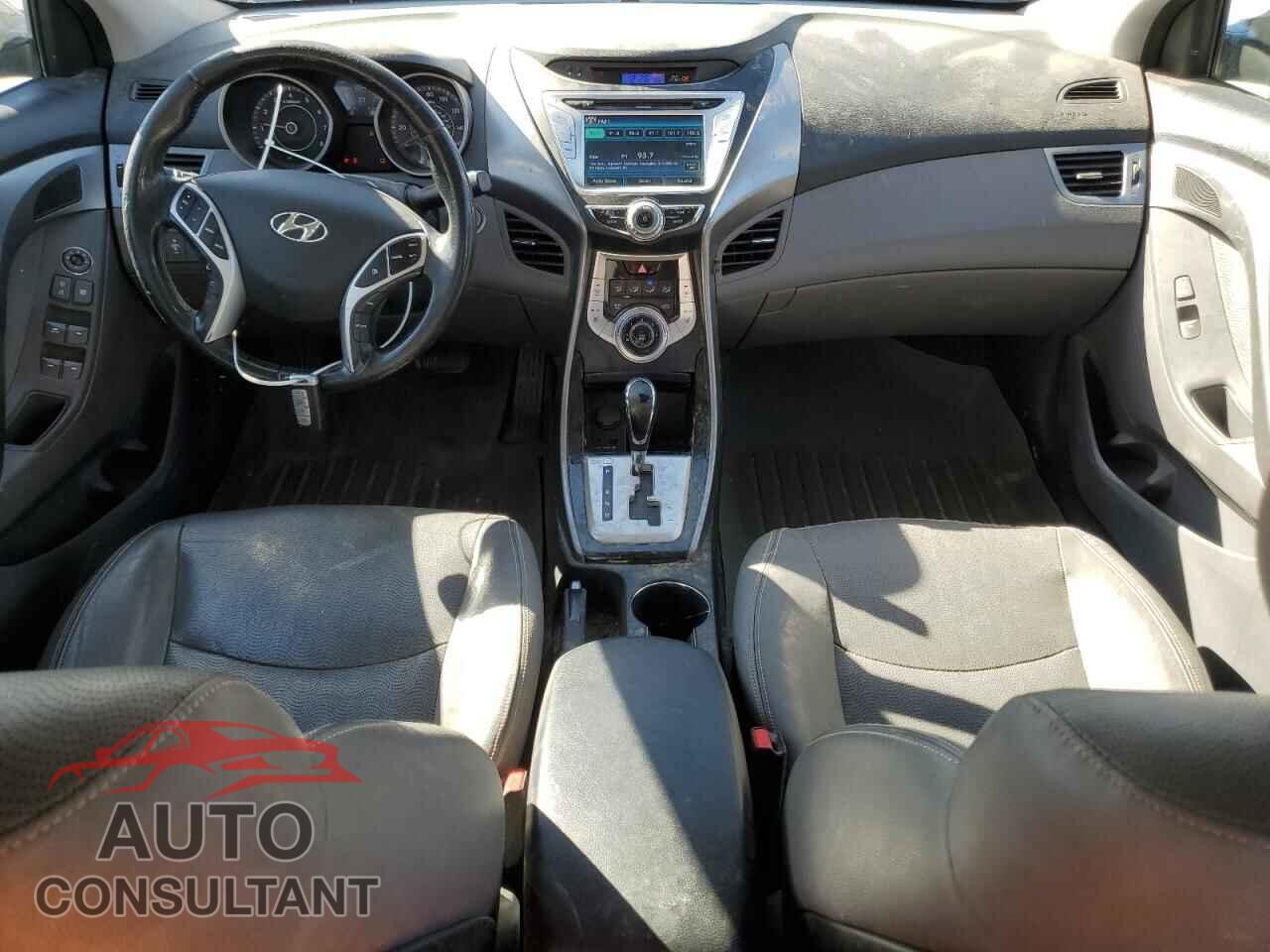 HYUNDAI ELANTRA 2011 - KMHDH4AEXBU139975