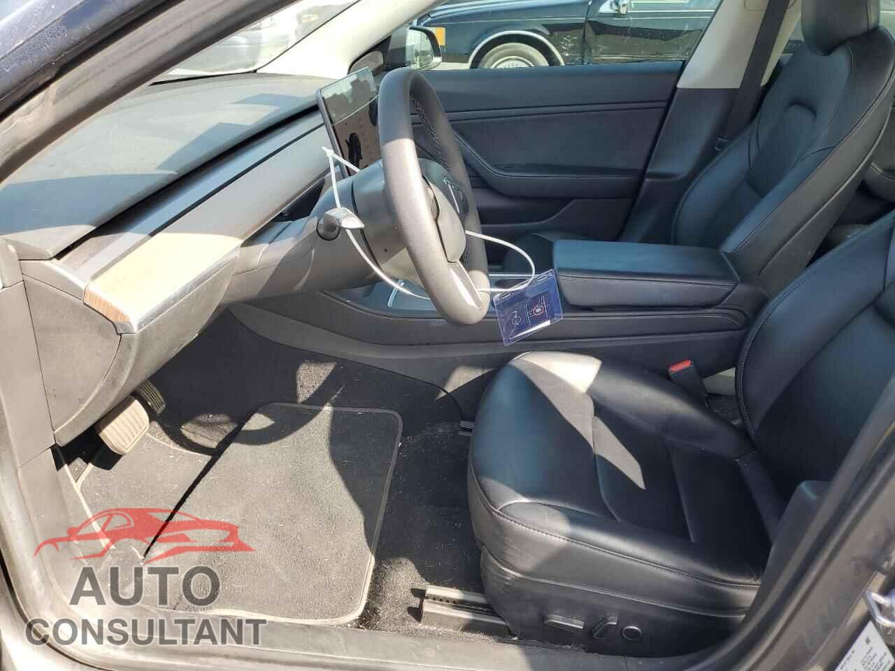 TESLA MODEL 3 2021 - 5YJ3E1EB7MF938468
