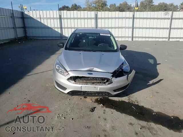 FORD FOCUS 2015 - 1FADP3E28FL300780