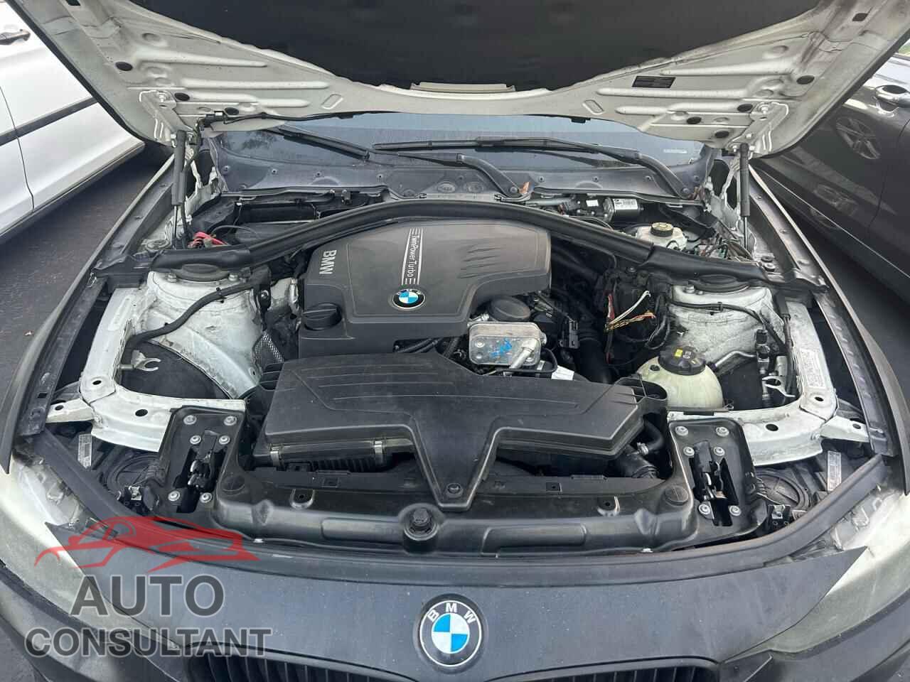 BMW 3 SERIES 2015 - WBA3A5C54FF606404