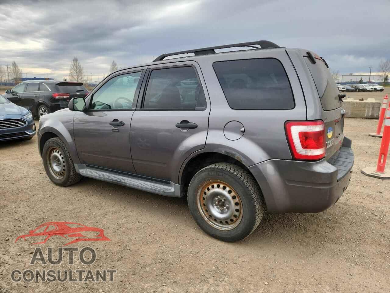 FORD ESCAPE 2010 - 1FMCU9DG4AKD28973