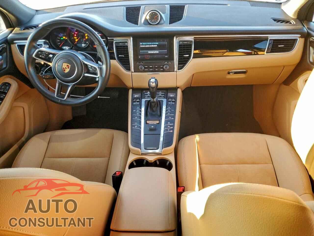 PORSCHE MACAN 2018 - WP1AA2A51JLB18211