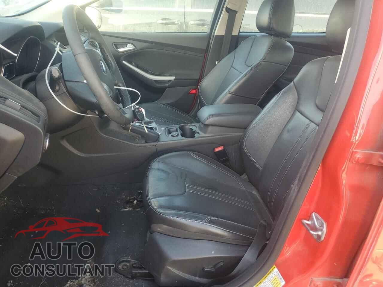 FORD FOCUS 2014 - 1FADP3F29EL314667