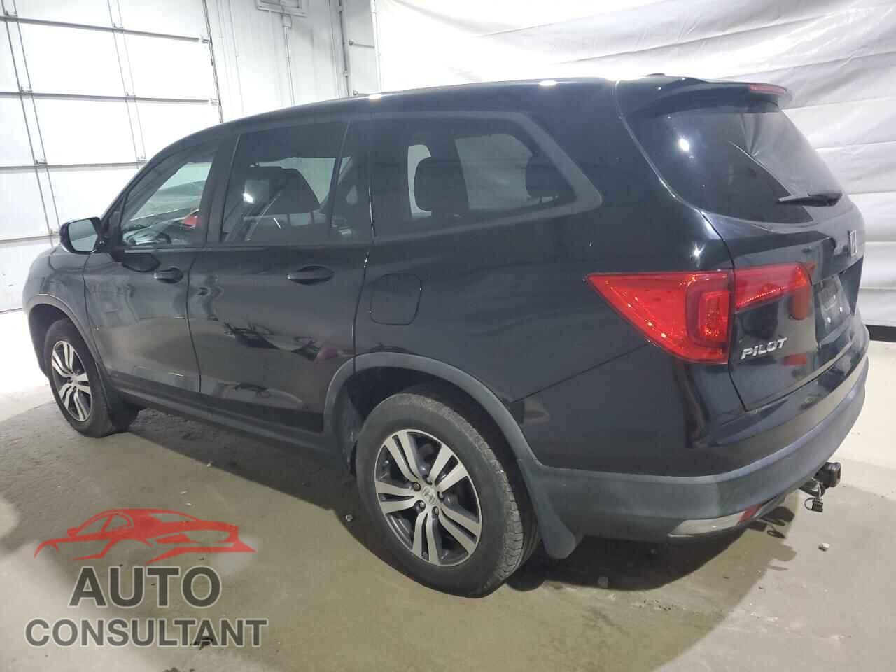 HONDA PILOT 2017 - 5FNYF6H82HB077349