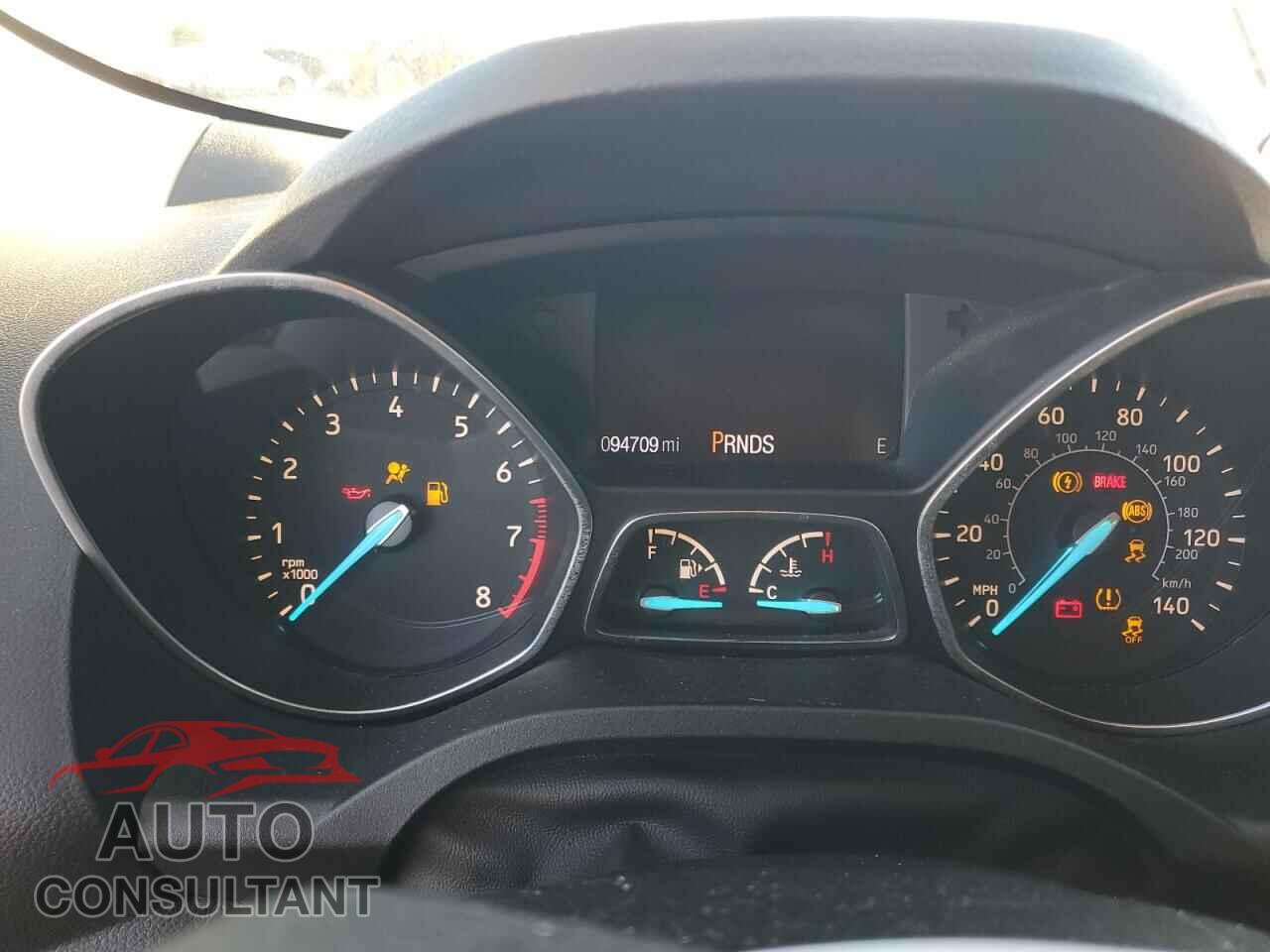 FORD ESCAPE 2017 - 1FMCU0F76HUC98172