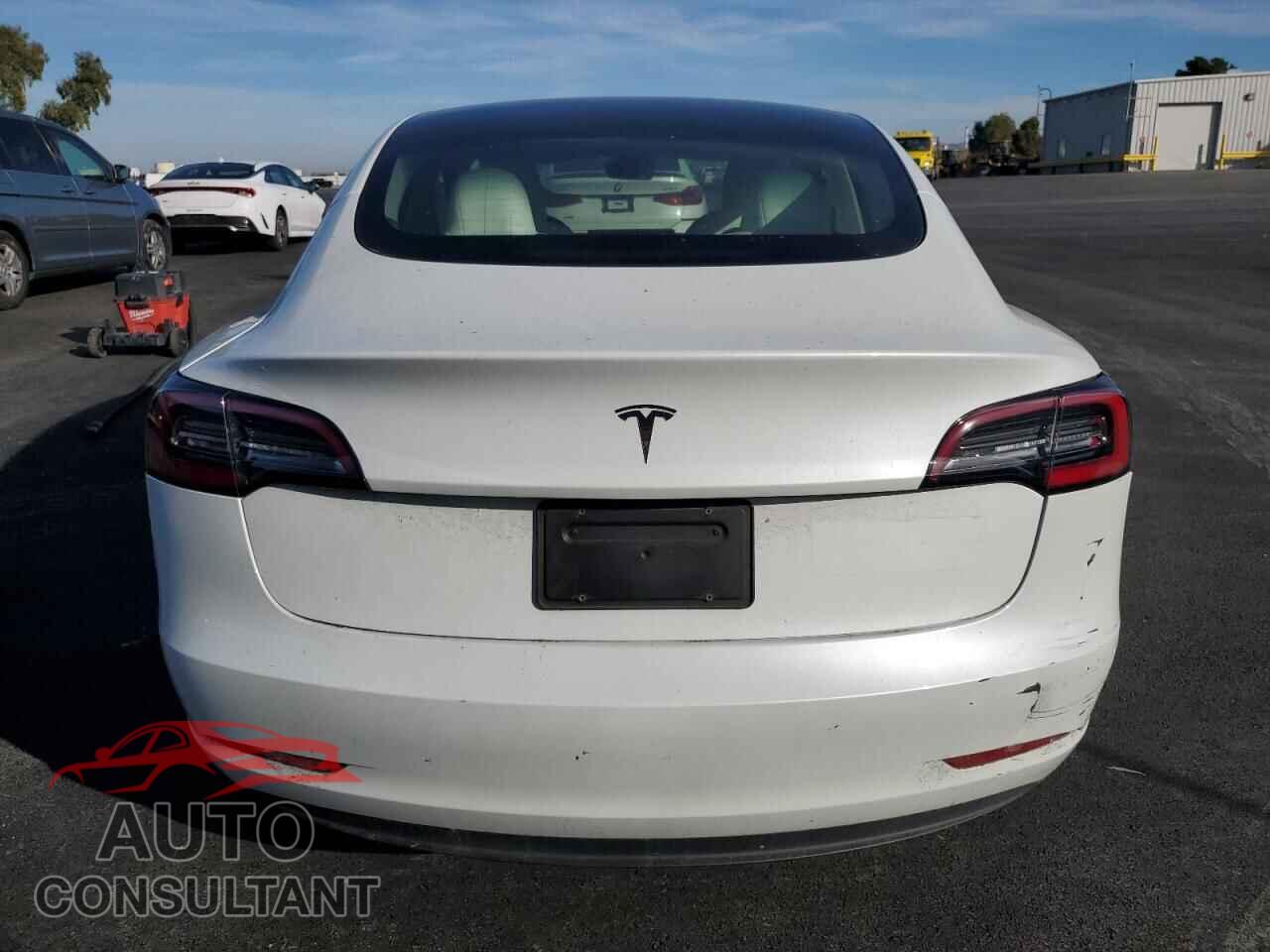 TESLA MODEL 3 2023 - 5YJ3E1EA9PF383342
