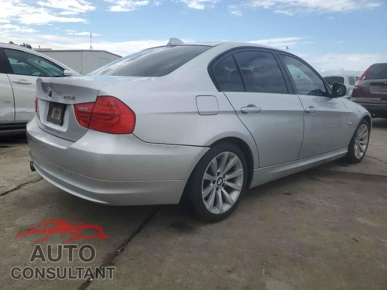 BMW 3 SERIES 2011 - WBAPH5C54BA445802