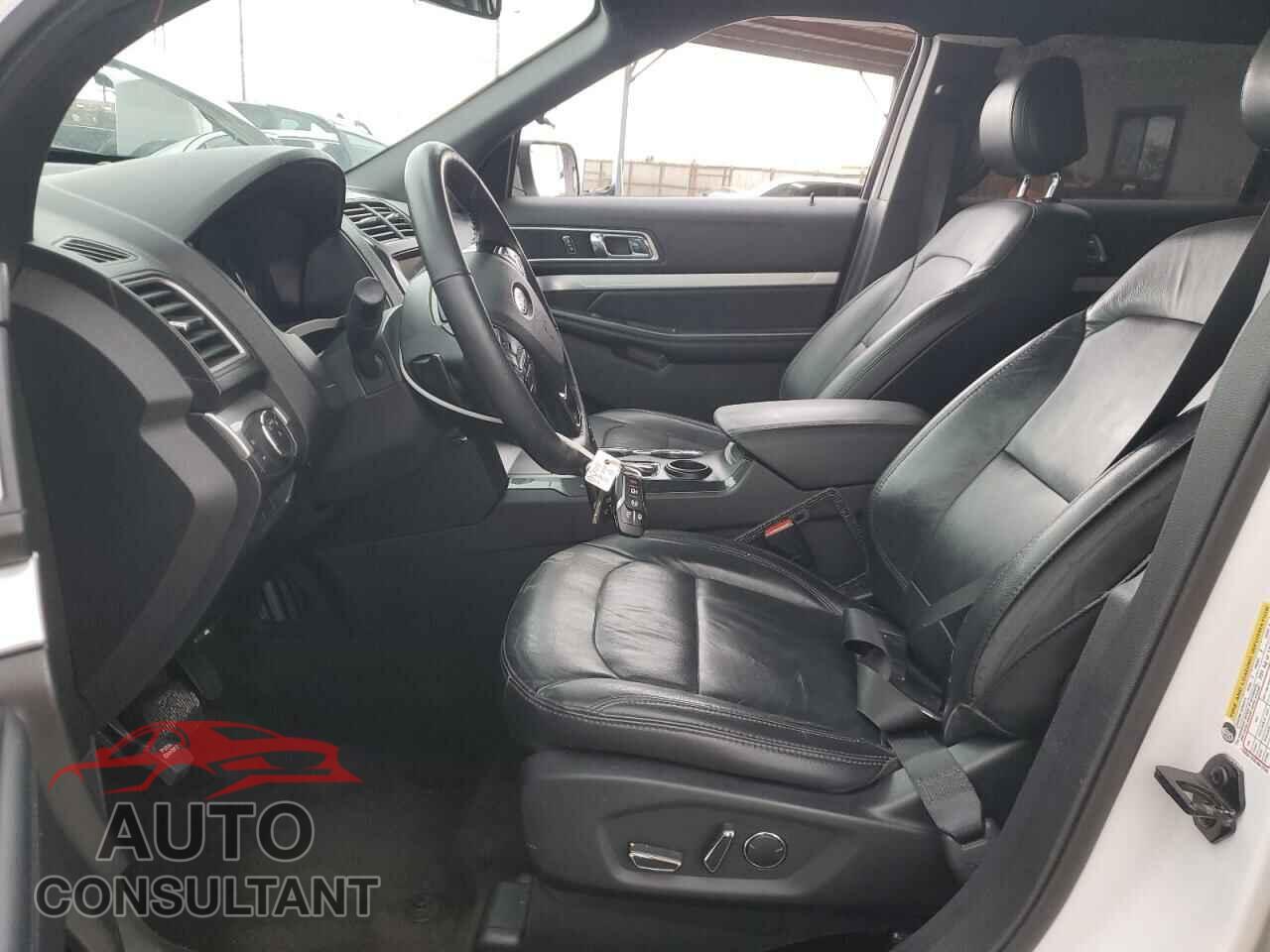 FORD EXPLORER 2017 - 1FM5K7D80HGD21477