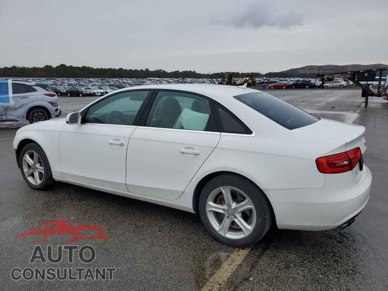 AUDI A4 2013 - WAUBFAFL3DN042568