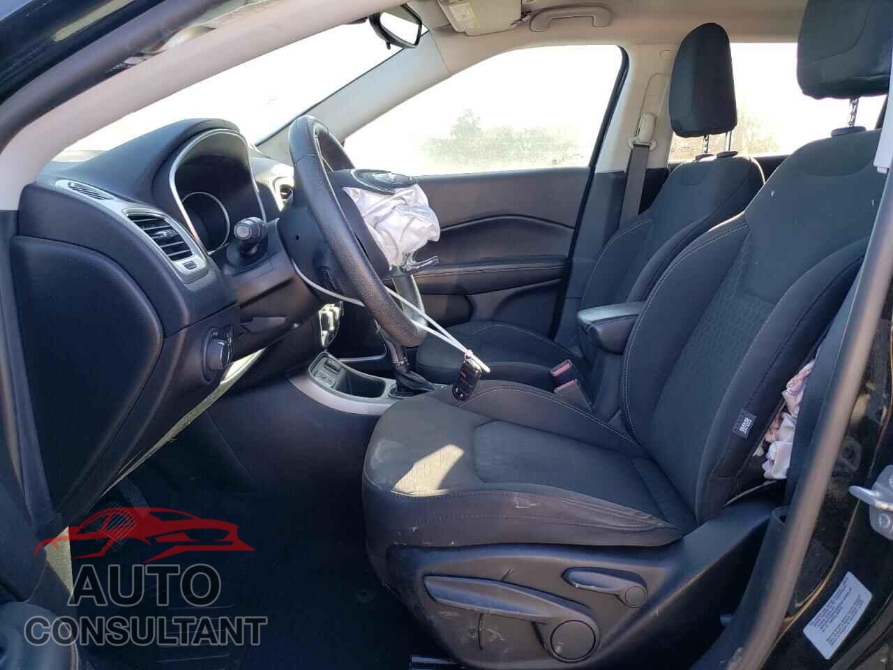 JEEP COMPASS 2017 - 3C4NJCAB1HT682017