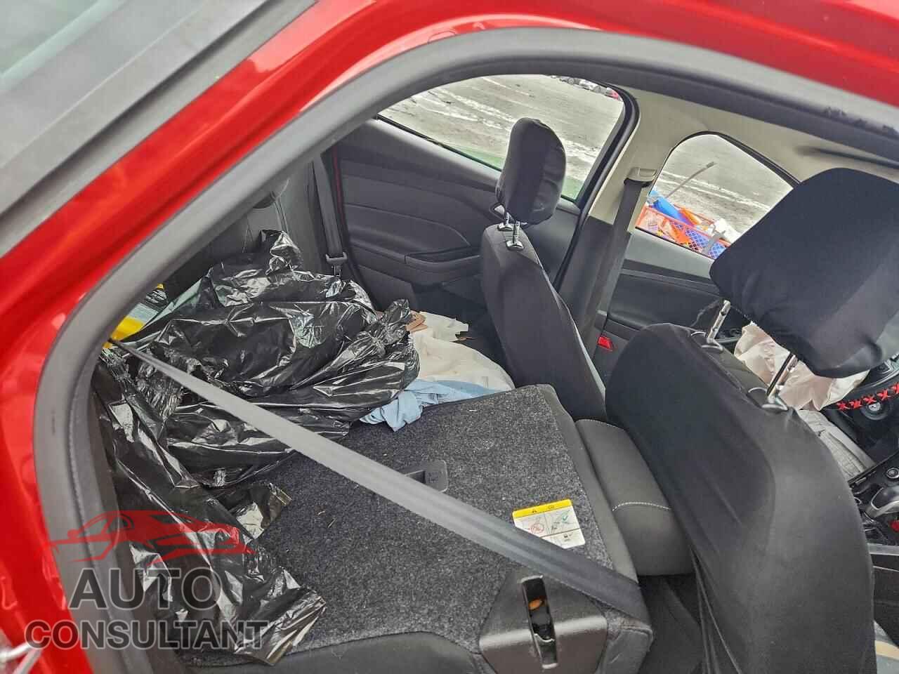 FORD FOCUS 2017 - 1FADP3K27HL224766