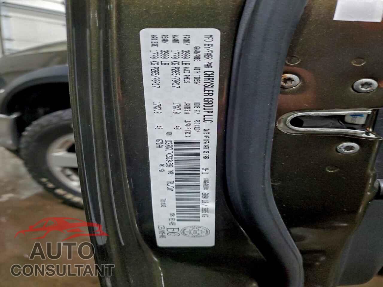 DODGE RAM 1500 2012 - 1C6RD7LTXCS134590