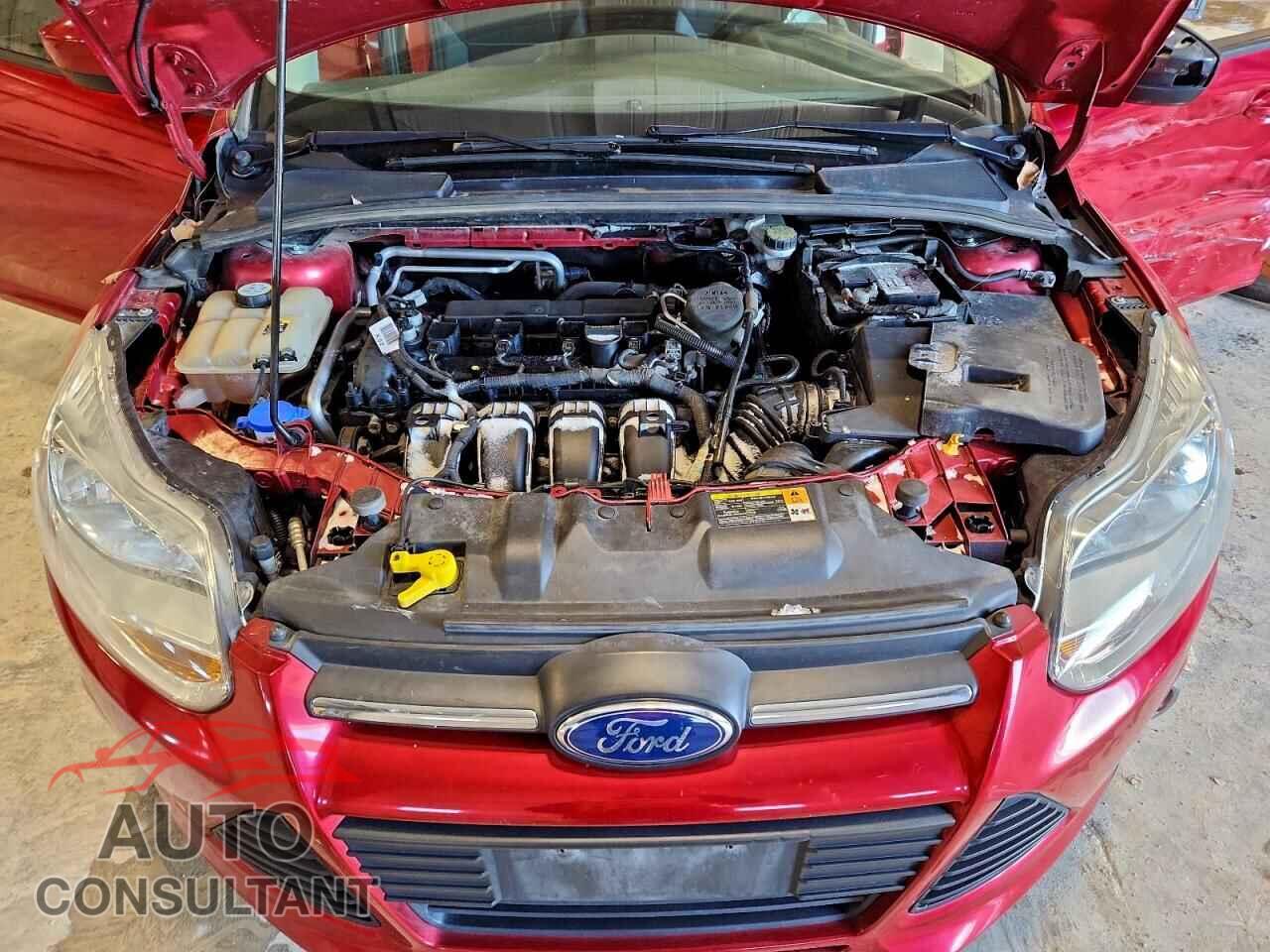 FORD FOCUS 2012 - 1FAHP3F21CL284630
