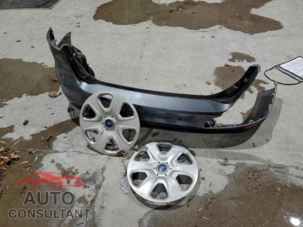 FORD FOCUS 2016 - 1FADP3E28GL229307