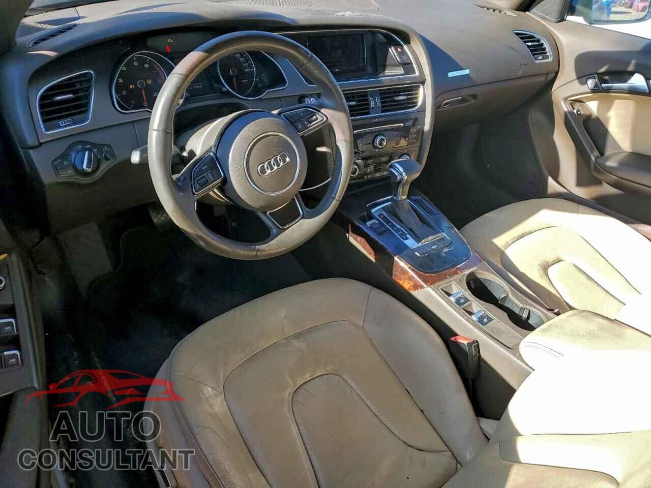 AUDI A5 2013 - WAUCFAFH3DN004676