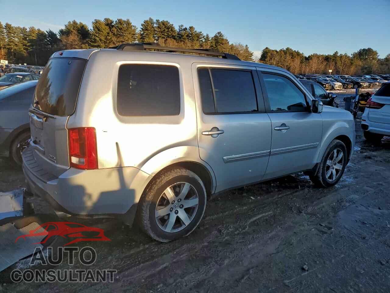 HONDA PILOT 2013 - 5FNYF4H96DB082819