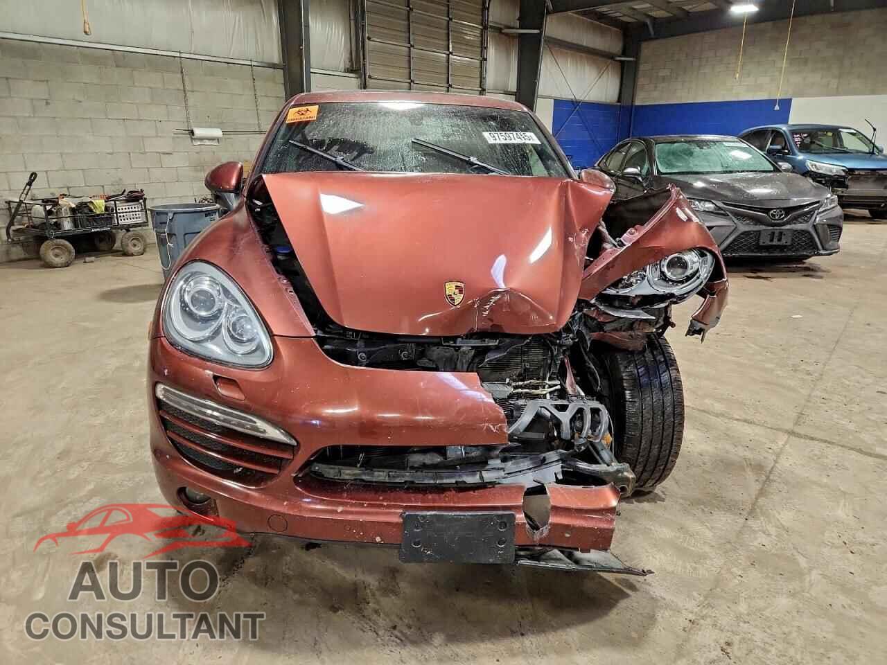 PORSCHE CAYENNE 2012 - WP1AA2A21CLA09983
