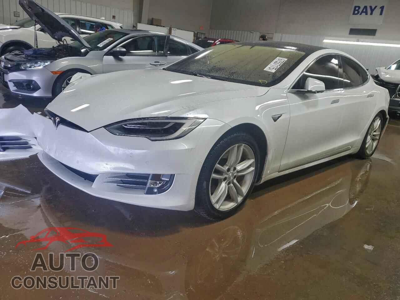 TESLA MODEL S 2019 - 5YJSA1E28KF330088
