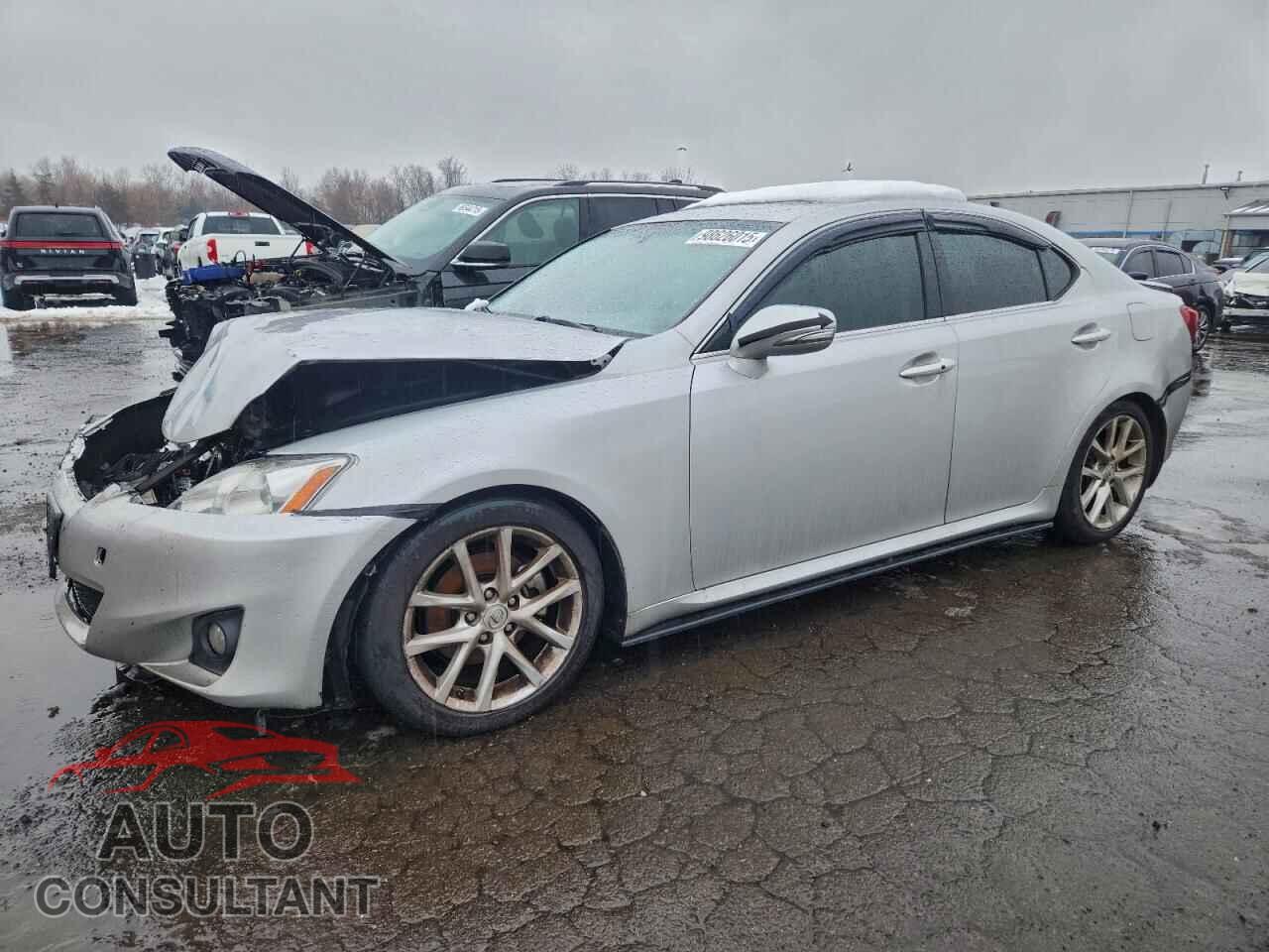 LEXUS IS 2012 - JTHCF5C21C5052894