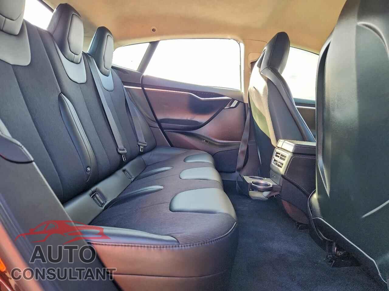 TESLA MODEL S 2016 - 5YJSA1E15GF159931