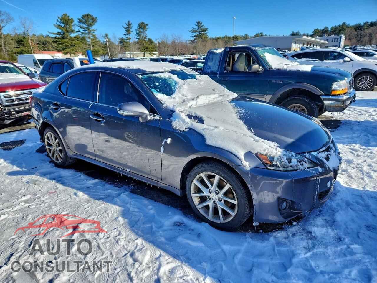 LEXUS IS 2012 - JTHCF5C21C5058341